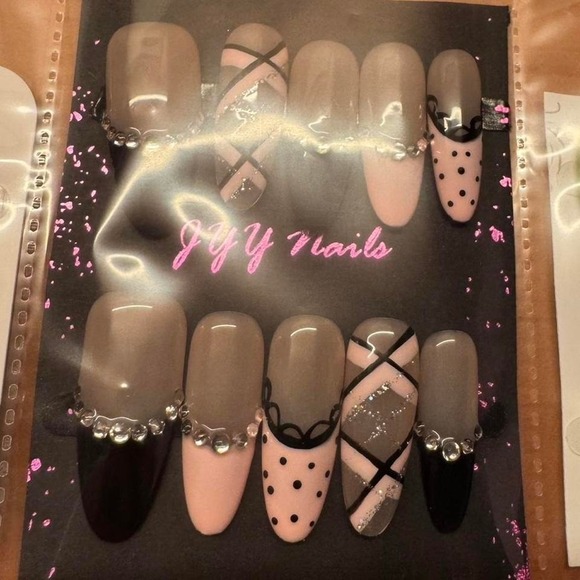 The Unbranded Brand Other - Press On Nails Long Oval Ballerina Nude Pink Black Gem Rhinestone Designs